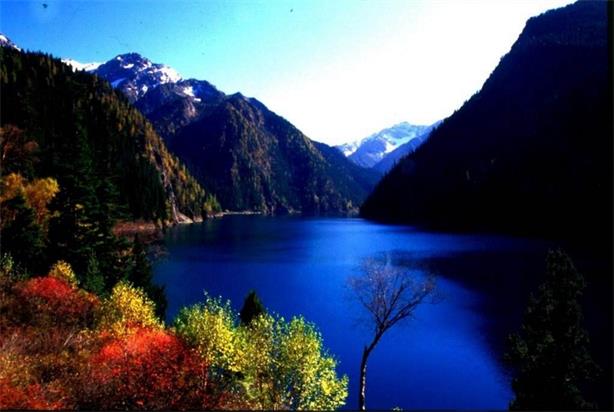 九寨沟地震景区